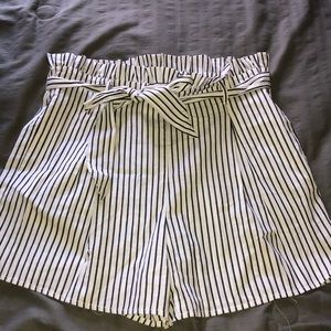 Striped Paper bag boutique shorts!!
